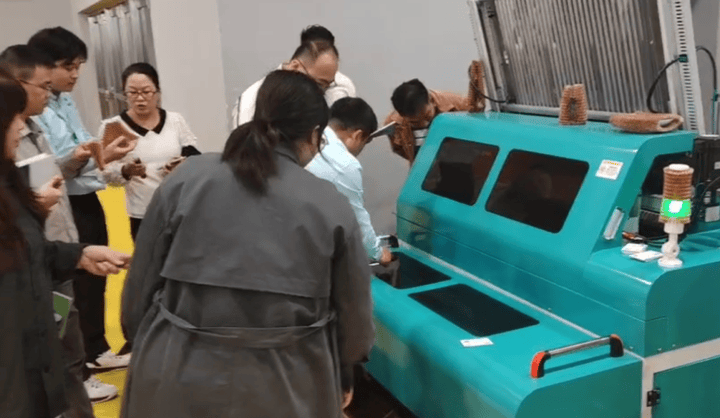 【展会直击】包旺包装闪耀广州展<strong></p>
<p>包塑铜管
</strong>，引领以纸代塑新风尚！:包塑铜管
