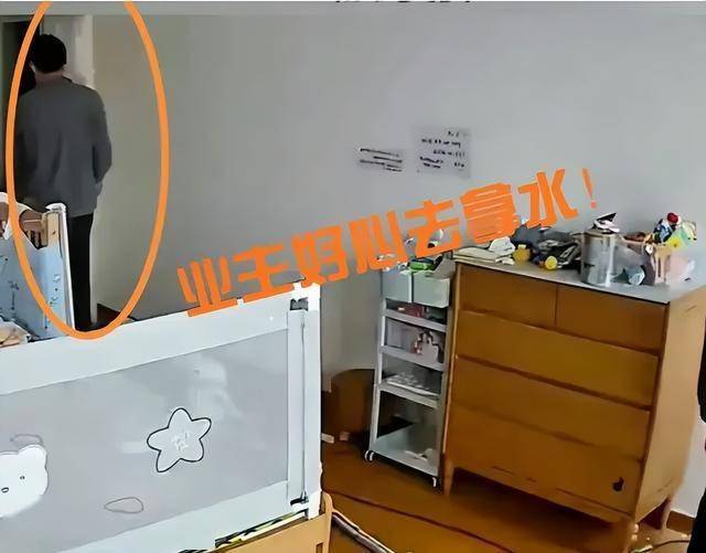维修工上门修空调故意拧断铜管 监控下露出“马脚” 更多细节曝光:空调铜管
